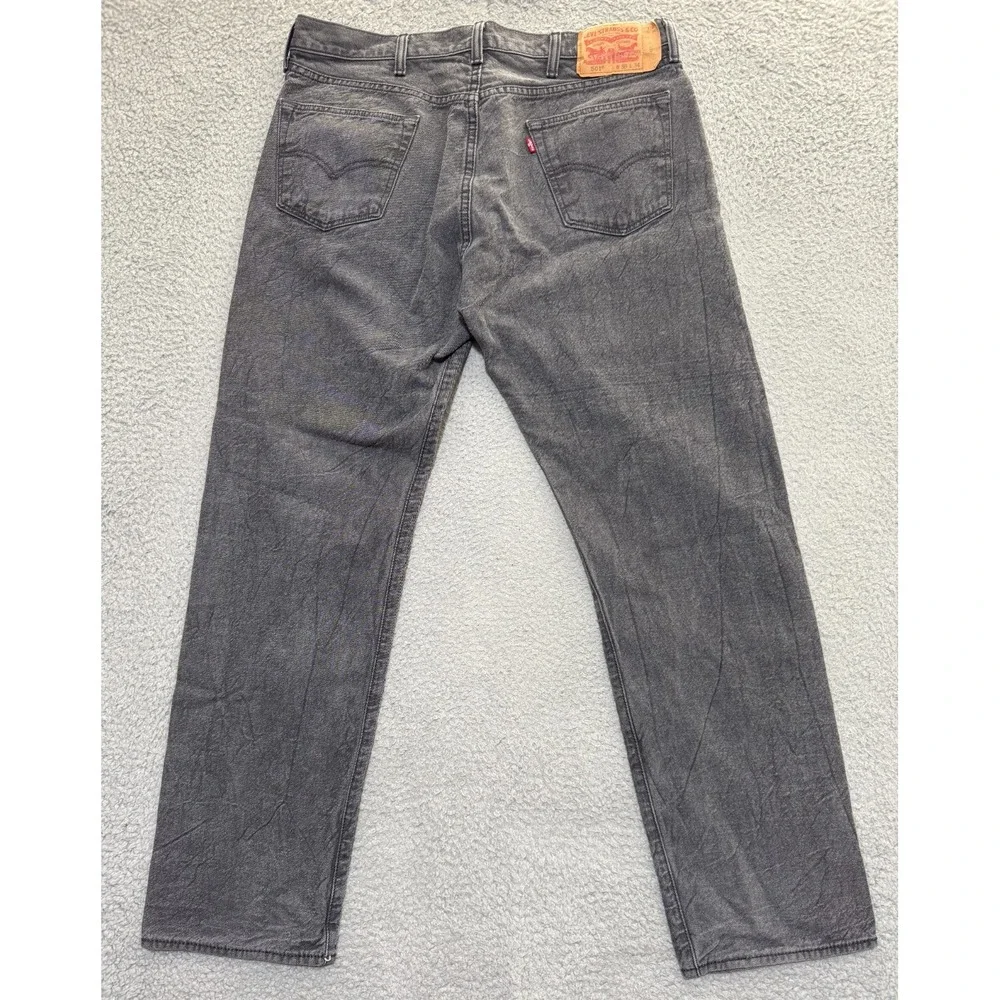 Levis 501 Jeans Straight Leg Gray Denim Button Fly Mens Measures Size 34x31